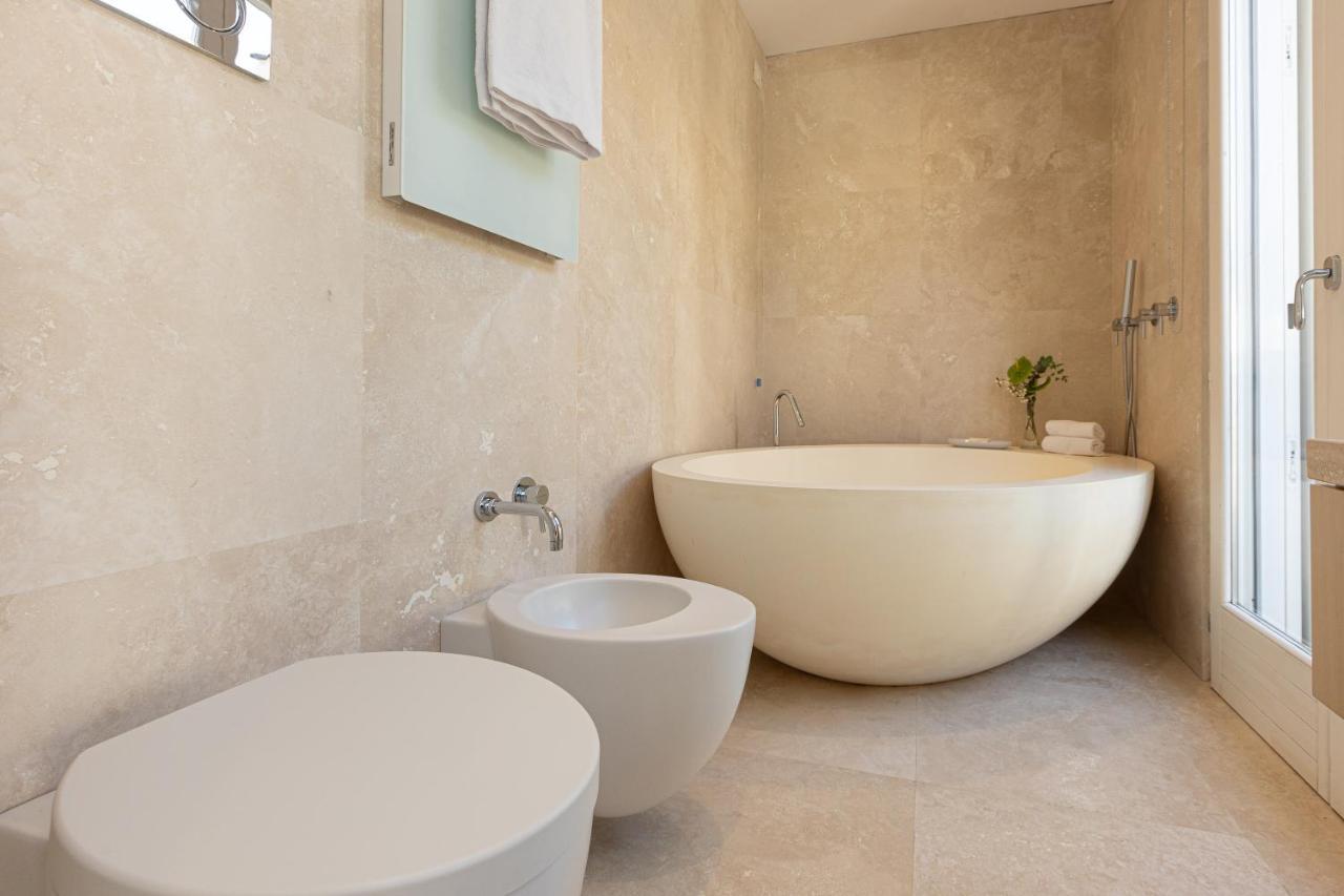 Amazing Piazza Venezia With Jacuzzi And Terrace Appartement *